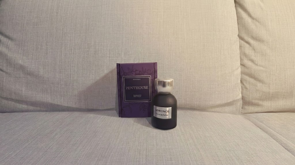 Review Mykonos Penthouse: Huru-Hara War 6000 Orang dan Aroma Sabun Blackcurrant yang "Mahal"